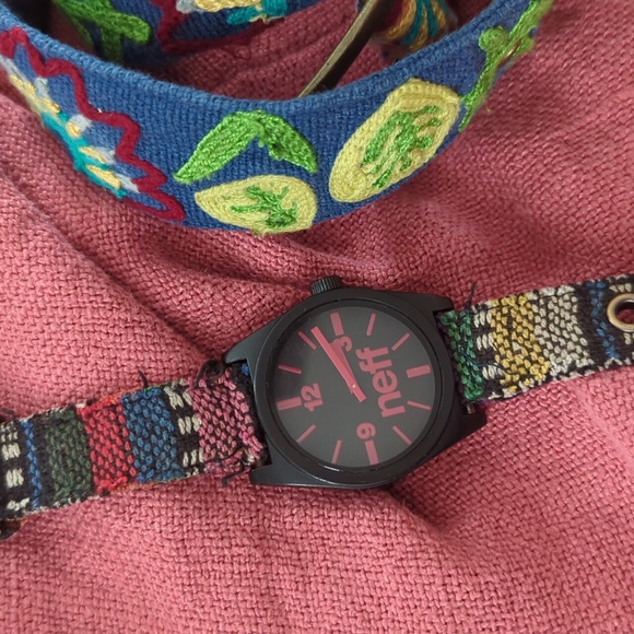 Neff Watch Set - Picture 3 of 16